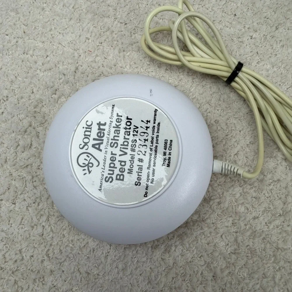 Sonic Alert SB200ss Alarm Clock Jumbo Display Super Shaker Bed Vibrator READ